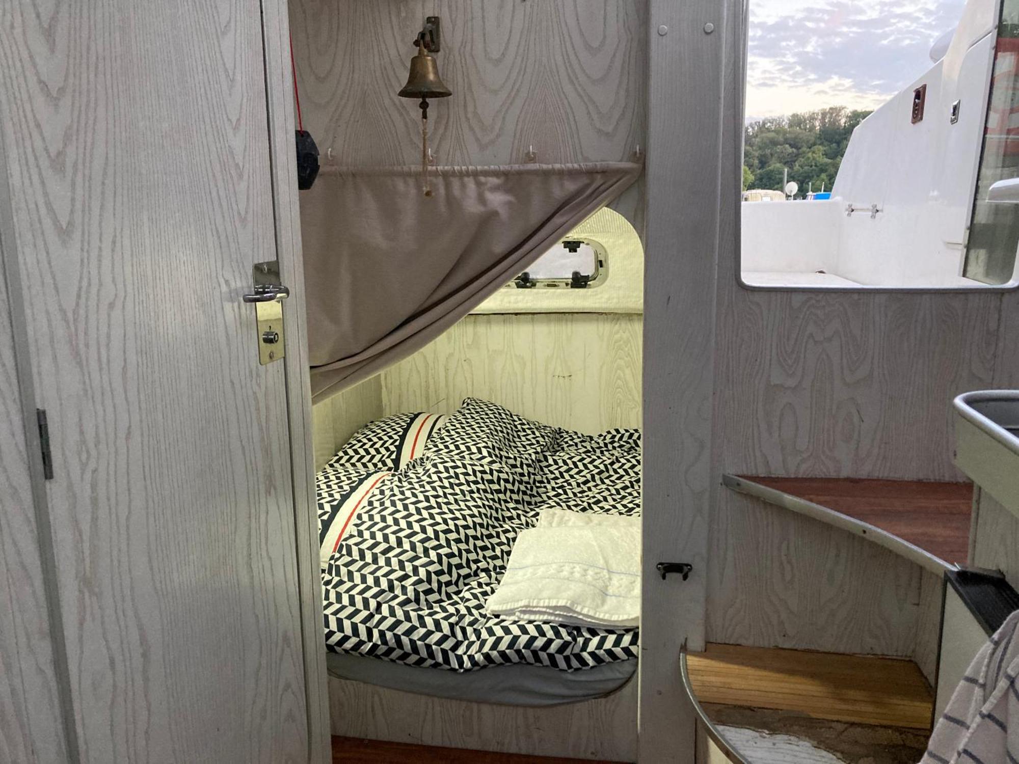 Bateau-Gite Sur Le Halage De La Mayenne L'Huisserie Esterno foto